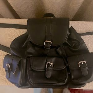 Backpack Season! Roomy Black Backpack w/3 Buckled Pockets. Excellent!